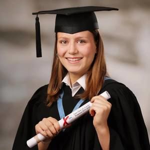 Meet your Posher, Juliette